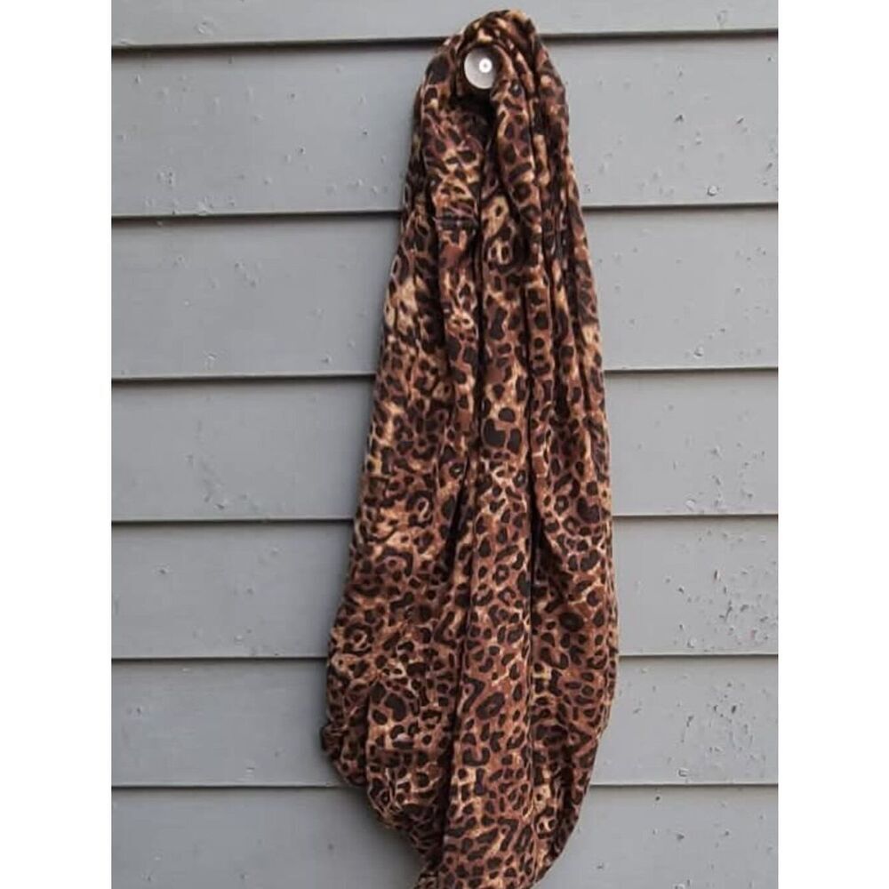 Old Navy Leopard Print Infinity Scarf